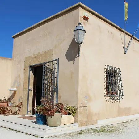 Hotel Baglio Cudia 3*